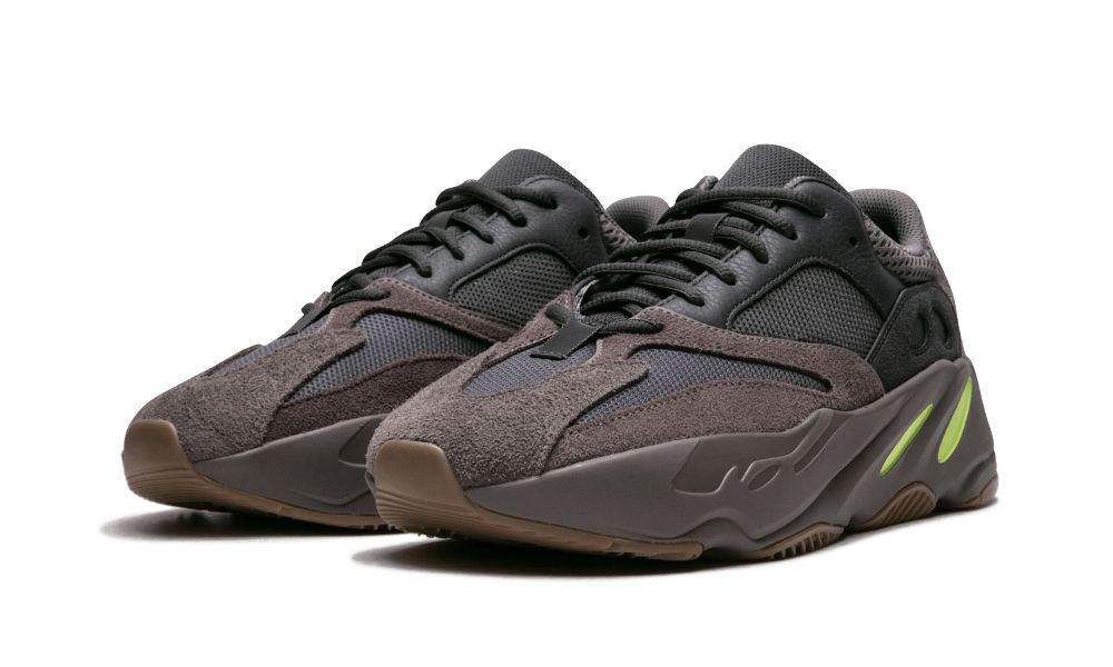 yeezy700的款式介绍，你只懂350？