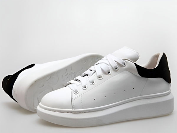 2 7 - 麦昆小白鞋真假辨别与区别对比方法 麦昆小白鞋哪尾最贵